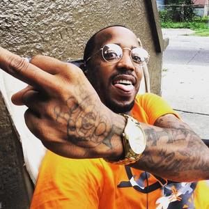 Meet your Posher, Henry